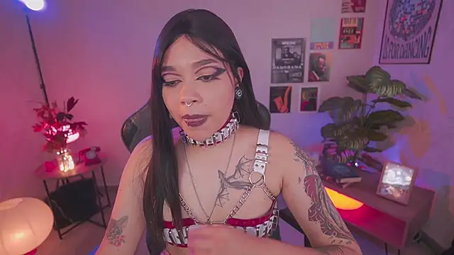 violette clerk1  online show from February 26, 2026, 7:25 pm