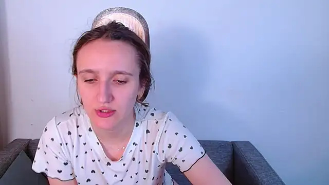 Snapshot of miay_here_ chatting on May 30, 2026, 4:56 pm miay here online show from May 30, 2026, 4:56 pm