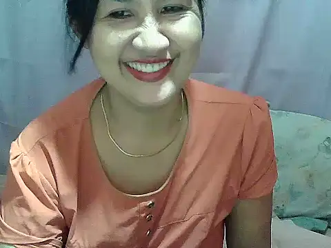 Snapshot of Sh1nbae22 chatting on July 5, 2026, 1:32 am Sh1nbae22 online show from July 5, 2026, 1:32 am