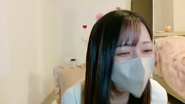 Snapshot of maichan_v chatting on February 19, 2026, 1:08 pm maichan v online show from February 19, 2026, 1:08 pm