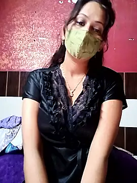 Snapshot of Sweet_sonii chatting on March 18, 2026, 11:37 pm Sweet sonii online show from March 18, 2026, 11:37 pm