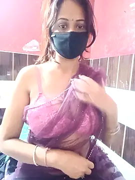 Snapshot of Sweet_sonii chatting on April 5, 2026, 8:15 pm Sweet sonii online show from April 5, 2026, 8:15 pm