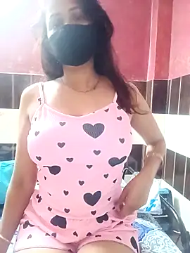 Snapshot of Sweet_sonii chatting on April 2, 2026, 10:38 pm Sweet sonii online show from April 2, 2026, 10:38 pm