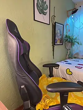 Pandorart  online show from April 8, 2026, 2:35 am