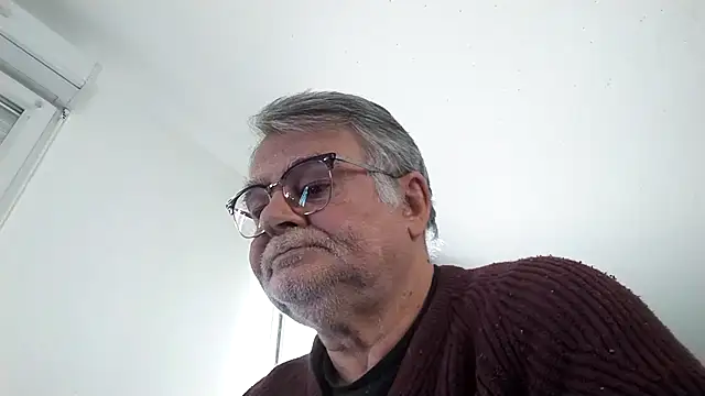 Snapshot of Vieux_pervert chatting on March 1, 2026, 8:03 am Vieux pervert online show from March 1, 2026, 8:03 am