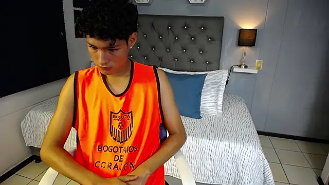 georgeowennss online show from March 3, 2026, 1:18 pm