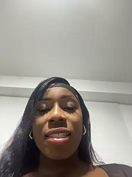 Snapshot of ZarahFerreira chatting on February 25, 2026, 10:31 pm ZarahFerreira online show from February 25, 2026, 10:31 pm