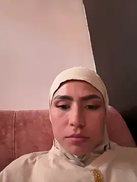 Snapshot of Darsha_Khemu chatting on June 24, 2026, 8:28 pm Darsha Khemu online show from June 24, 2026, 8:28 pm
