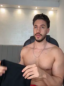 Snapshot of evans_campbell1 chatting on February 27, 2026, 12:22 am evans campbell1 online show from February 27, 2026, 12:22 am