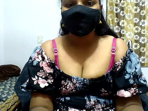 Snapshot of Angel_honeybear_143 chatting on March 11, 2026, 4:34 pm Angel honeybear 143 online show from March 11, 2026, 4:34 pm