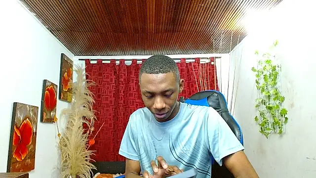 milo018 online show from March 6, 2026, 9:10 pm