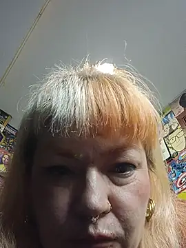 Snapshot of lady_polka chatting on February 20, 2026, 3:58 am lady polka online show from February 20, 2026, 3:58 am