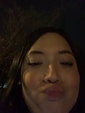 Snapshot of Valery_nn chatting on February 21, 2026, 2:13 am Valery nn online show from February 21, 2026, 2:13 am