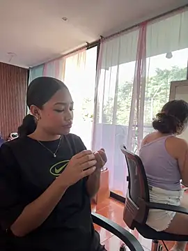 kali rousse online show from February 18, 2026, 1:07 pm