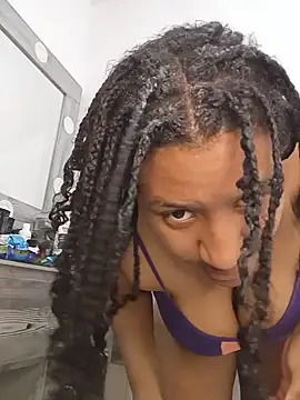 gigiblue89 online show from June 6, 2026, 9:25 am