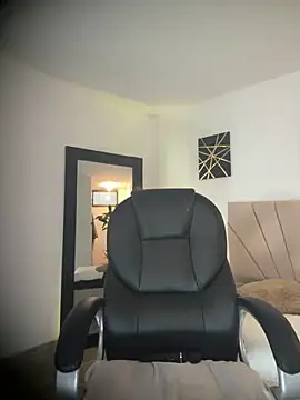 sara stormy online show from April 10, 2026, 6:15 pm