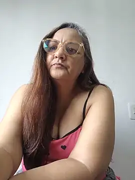 Snapshot of Noemipopi chatting on June 7, 2026, 1:16 pm Noemipopi online show from June 7, 2026, 1:16 pm