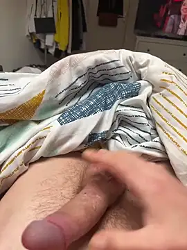 Crevette311 online show from November 14, 2025, 1:37 pm