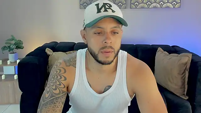 Snapshot of Daniel_kingx chatting on February 26, 2026, 1:44 pm Daniel kingx online show from February 26, 2026, 1:44 pm