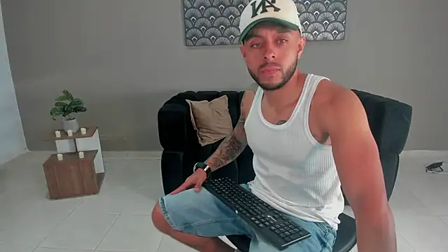 Snapshot of Daniel_kingx chatting on February 21, 2026, 12:18 pm Daniel kingx online show from February 21, 2026, 12:18 pm