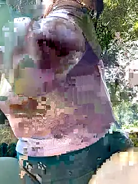 yissela92 online show from March 8, 2026, 3:15 pm