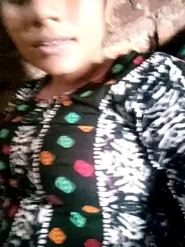 BreezySexyGirl69 online show from April 15, 2026, 7:25 am