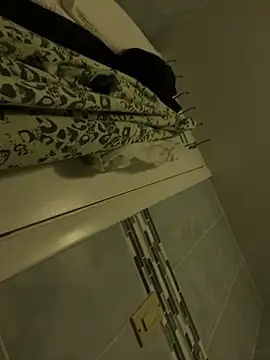 charles23xavier25 online show from March 14, 2026, 3:40 pm