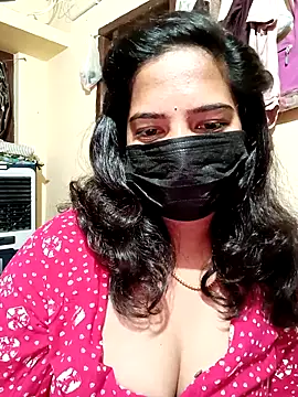 Snapshot of Sumaya-Reddy chatting on March 2, 2026, 1:29 pm Sumaya-Reddy online show from March 2, 2026, 1:29 pm