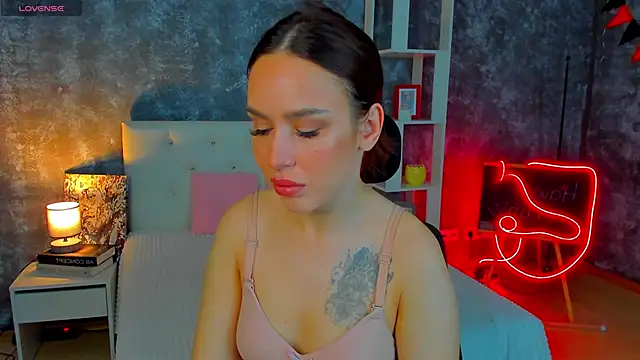 tina xx tina online show from April 10, 2026, 1:45 am