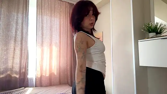 babyphia online show from April 20, 2026, 9:34 am