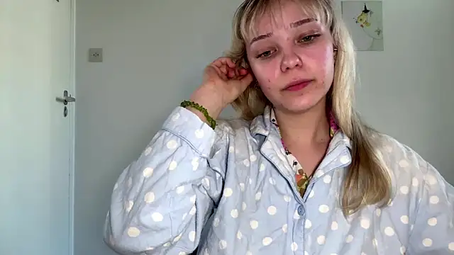 SourMidday online show from April 9, 2026, 7:03 am