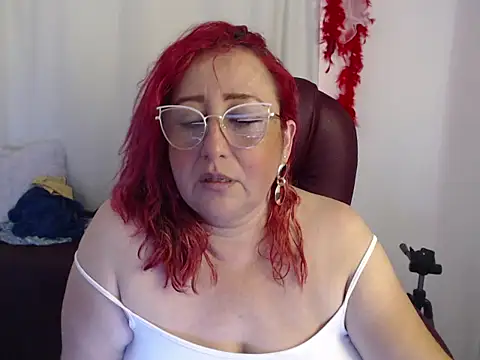 Lobasensual online show from February 18, 2026, 6:48 pm