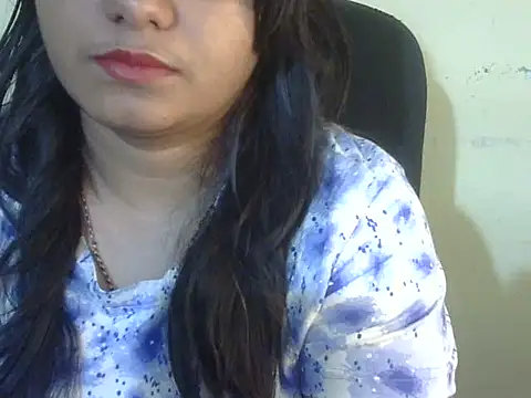 Snapshot of Aniya_Hazel chatting on February 22, 2026, 7:59 pm Aniya Hazel online show from February 22, 2026, 7:59 pm