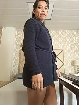 Snapshot of FernandaAvilax chatting on July 27, 2026, 12:12 pm FernandaAvilax online show from July 27, 2026, 12:12 pm
