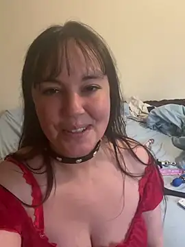 Snapshot of h_oney4411 chatting on July 18, 2026, 2:47 pm h oney4411 online show from July 18, 2026, 2:47 pm