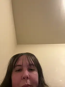 h oney4411 online show from March 15, 2026, 2:13 pm