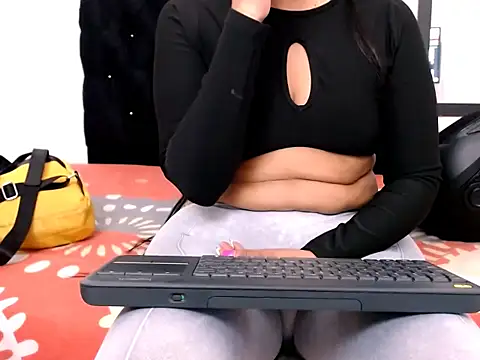 JessikaHoot online show from April 11, 2026, 1:59 pm