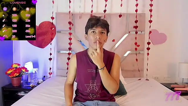 Snapshot of Angel_Lux chatting on February 23, 2026, 7:03 pm Angel Lux online show from February 23, 2026, 7:03 pm