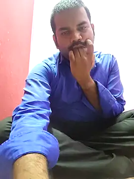 Snapshot of rkr1996kum chatting on April 14, 2026, 2:11 pm rkr1996kum online show from April 14, 2026, 2:11 pm
