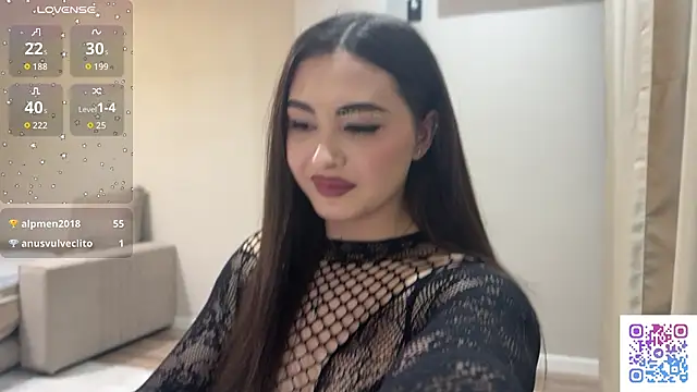 Sweet BerryBabe online show from May 6, 2026, 9:19 pm