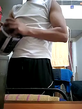 peanutbutteater online show from March 20, 2026, 2:07 pm