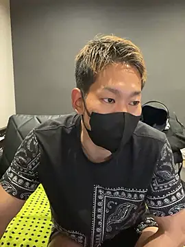 ryuaaaaa online show from March 25, 2026, 5:23 pm