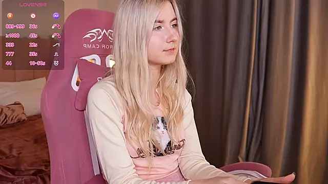 Aiko Takana online show from February 19, 2026, 4:59 pm