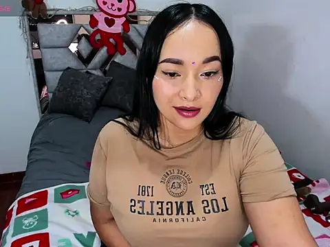 isabella pretty online show from March 26, 2026, 9:13 pm