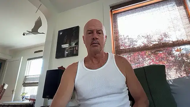 Snapshot of Guy__Grey chatting on July 8, 2026, 1:12 pm Guy Grey online show from July 8, 2026, 1:12 pm