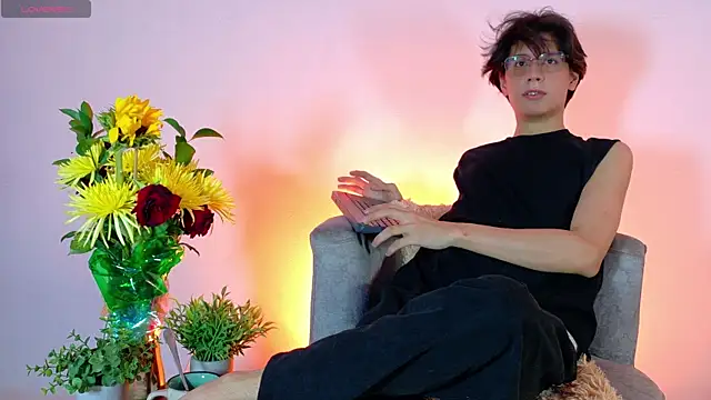 lui x dust online show from April 5, 2026, 3:57 am