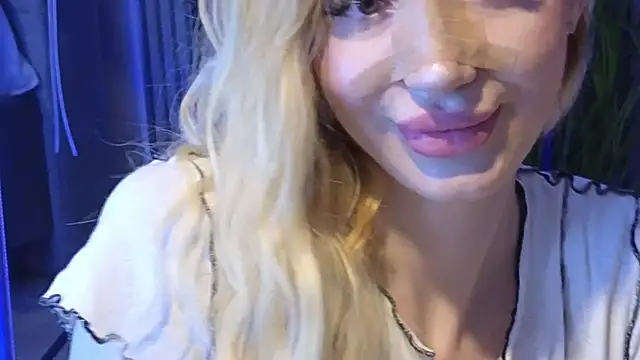 KarmaArms online show from June 30, 2026, 7:47 pm
