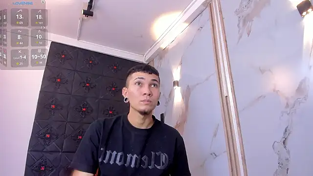 Logan and Reachel online show from March 23, 2026, 7:36 pm