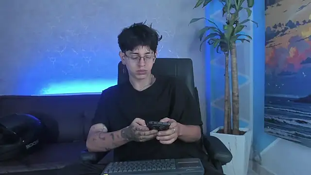 Angel scott2 online show from March 2, 2026, 11:28 am