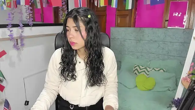 Snapshot of Aysha_winxs chatting on July 1, 2026, 3:29 am Aysha winxs online show from July 1, 2026, 3:29 am
